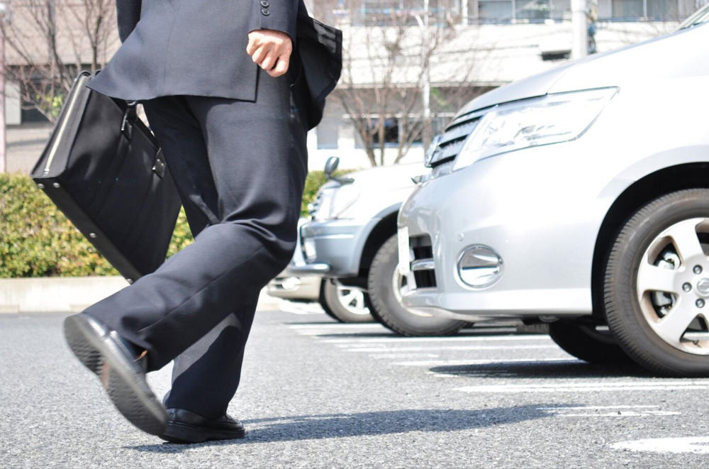 年間400社以上の企業訪問・求人開拓