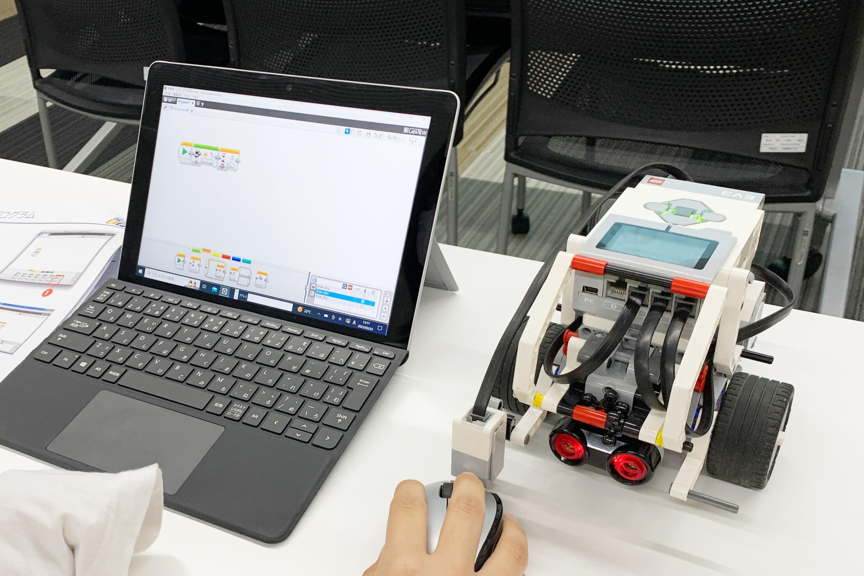 プログラミングロボット.jpg